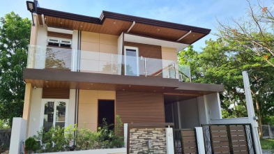 Tấm lam sóng ngoài trời Loại nào chịu nắng mưa tốt nhất? Tư vấn chuyên sâu